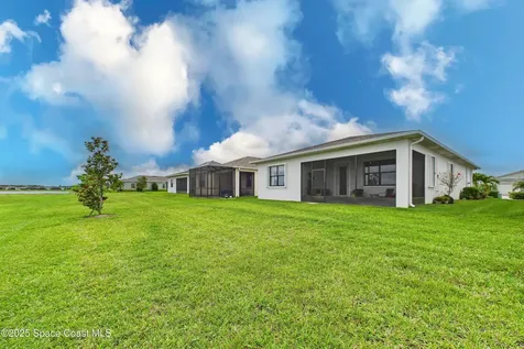 1563 Great Belt Circle Melbourne FL 32940