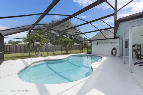 941 Custer Street NW Palm Bay FL 32907