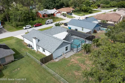 941 Custer Street NW Palm Bay FL 32907