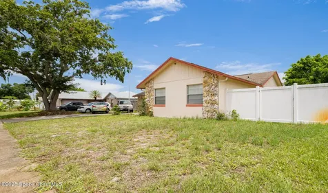 880 Williamsburg Drive Titusville FL 32780
