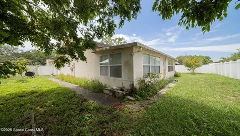 880 Williamsburg Drive Titusville FL 32780