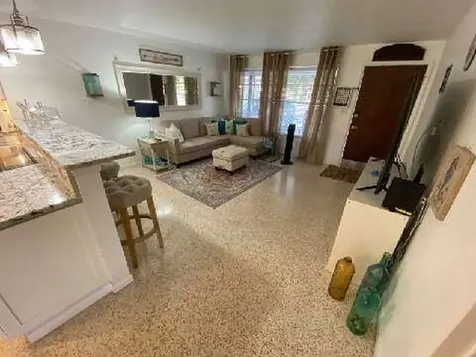 286 S Orlando Avenue Cocoa Beach FL 32931