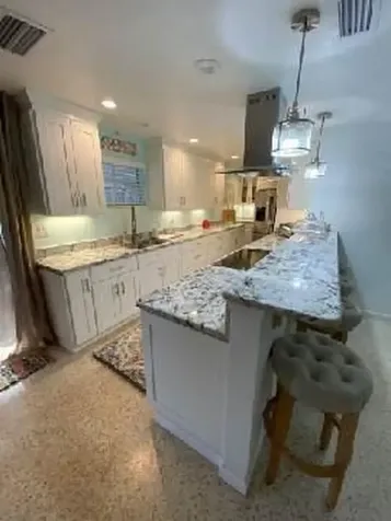 286 S Orlando Avenue Cocoa Beach FL 32931