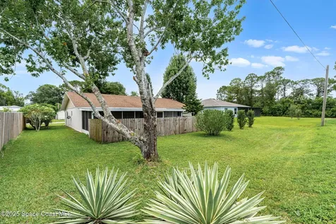 790 Alfonso Avenue SE Palm Bay FL 32909