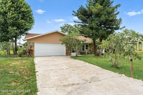 790 Alfonso Avenue SE Palm Bay FL 32909