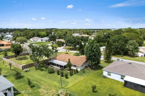 790 Alfonso Avenue SE Palm Bay FL 32909