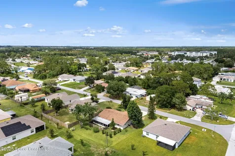 790 Alfonso Avenue SE Palm Bay FL 32909