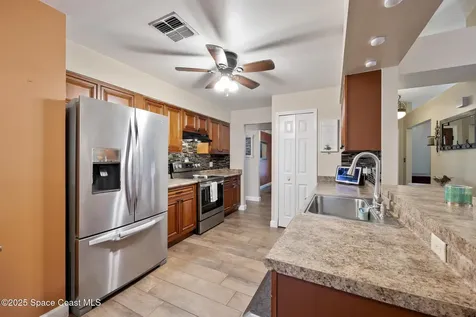 1271 Medina Avenue NW Palm Bay FL 32907