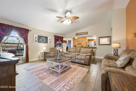 1271 Medina Avenue NW Palm Bay FL 32907