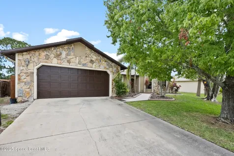 1271 Medina Avenue NW Palm Bay FL 32907