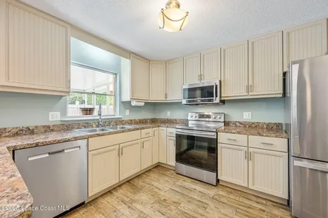 2606 Riviera Drive Titusville FL 32780