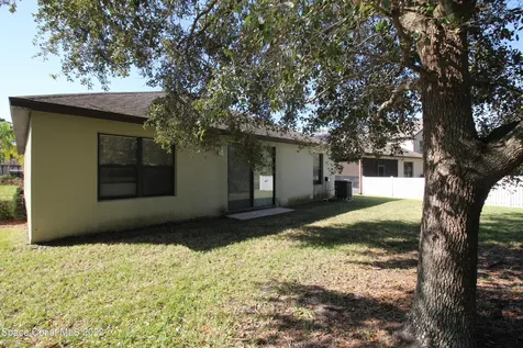 425 Breckenridge Circle SE Palm Bay FL 32909