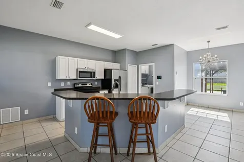982 Colonial Avenue SE Palm Bay FL 32909