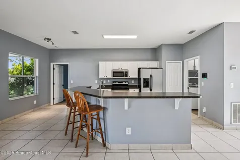 982 Colonial Avenue SE Palm Bay FL 32909