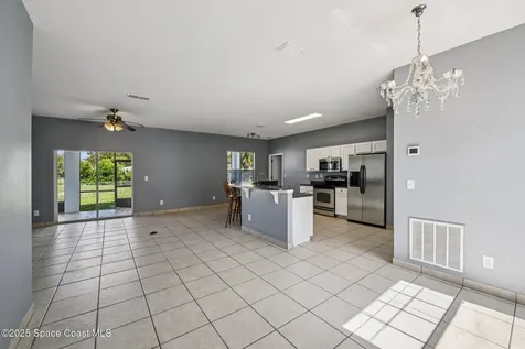 982 Colonial Avenue SE Palm Bay FL 32909