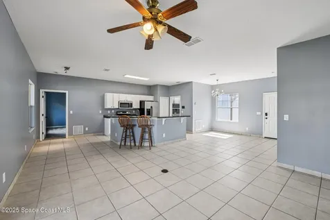 982 Colonial Avenue SE Palm Bay FL 32909