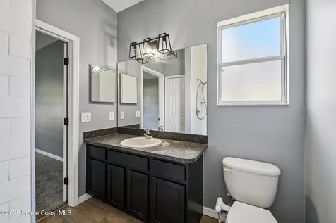 982 Colonial Avenue SE Palm Bay FL 32909