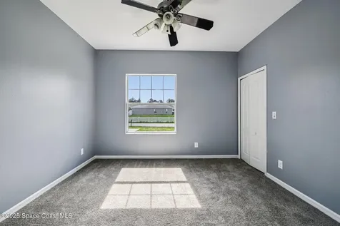 982 Colonial Avenue SE Palm Bay FL 32909