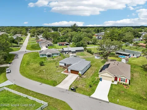 982 Colonial Avenue SE Palm Bay FL 32909