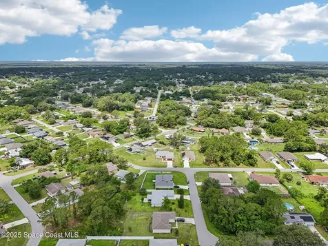 982 Colonial Avenue SE Palm Bay FL 32909
