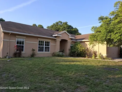 991 Zamora Street SE Palm Bay FL 32909