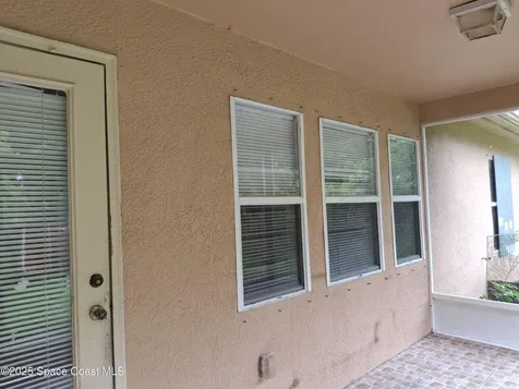 991 Zamora Street SE Palm Bay FL 32909