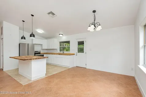 4085 Cypress Bend Geneva FL 32732
