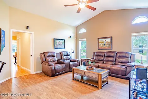 4204 Long Leaf Drive Melbourne FL 32940