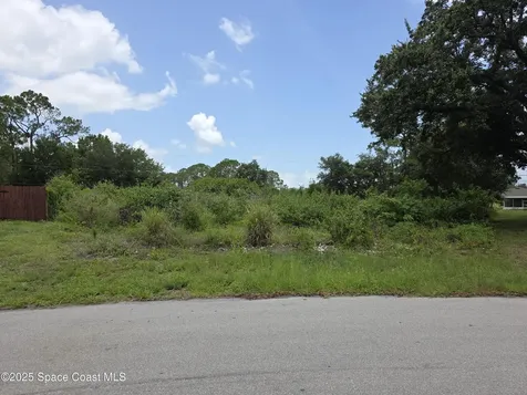 650 Waycross Road SW Palm Bay FL 32908