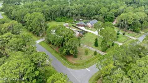 2805 Mourning Dove Way Titusville FL 32780