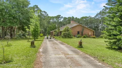2805 Mourning Dove Way Titusville FL 32780