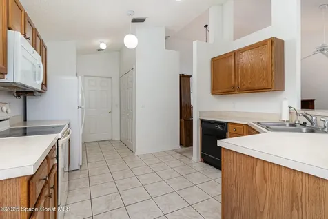 1445 California Drive Melbourne FL 32940
