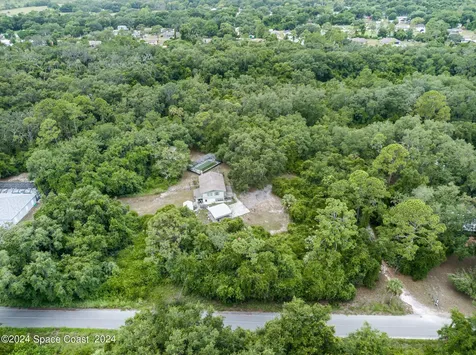 5720 Seminole Street Mims FL 32754