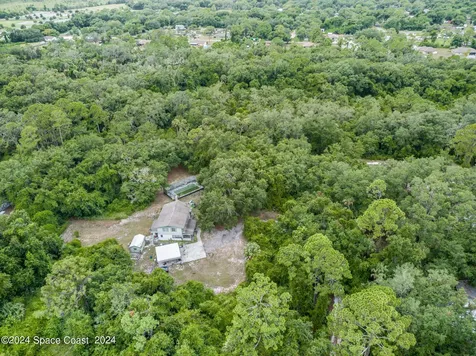 5720 Seminole Street Mims FL 32754