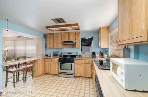 5720 Seminole Street Mims FL 32754
