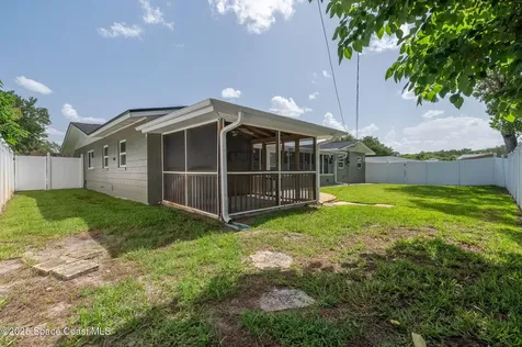 1716 S Eden Circle Titusville FL 32796