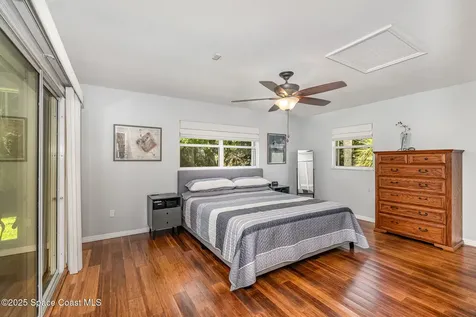 1995 Mark Twain Lane NE Palm Bay FL 32905