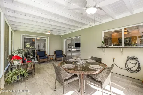 1995 Mark Twain Lane NE Palm Bay FL 32905