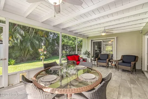 1995 Mark Twain Lane NE Palm Bay FL 32905