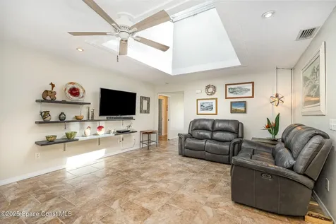 1995 Mark Twain Lane NE Palm Bay FL 32905