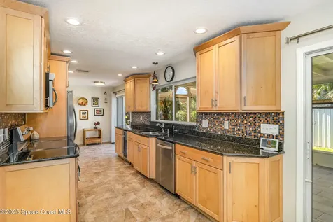1995 Mark Twain Lane NE Palm Bay FL 32905