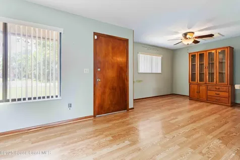 662 Estaugh Street NW Palm Bay FL 32907