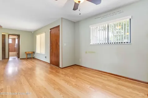 662 Estaugh Street NW Palm Bay FL 32907
