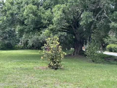 4065 62nd Court Vero Beach FL 32966