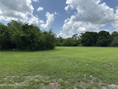 4065 62nd Court Vero Beach FL 32966