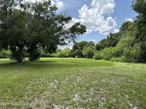 4065 62nd Court Vero Beach FL 32966