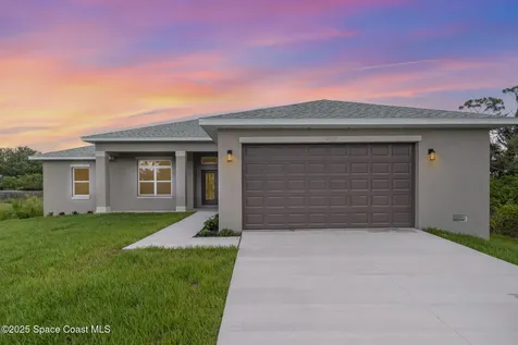 14362 San Domingo Boulevard Port Charlotte FL 33981