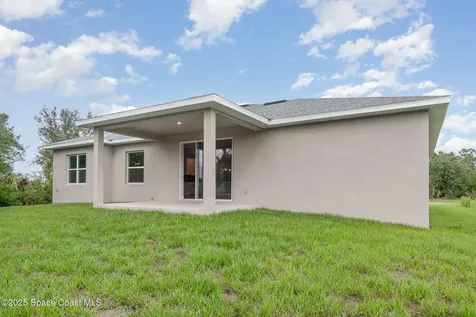 14362 San Domingo Boulevard Port Charlotte FL 33981