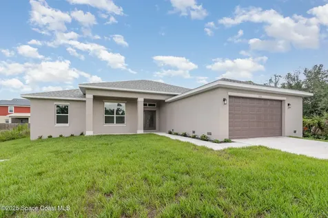 14362 San Domingo Boulevard Port Charlotte FL 33981