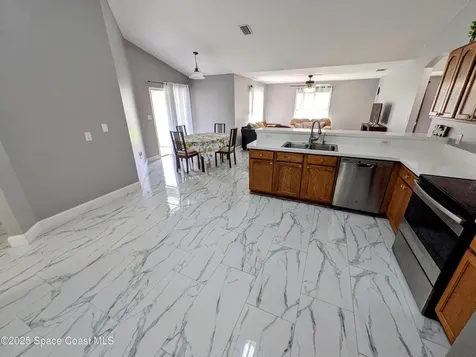 872 Ravenswood Street SE Palm Bay FL 32909
